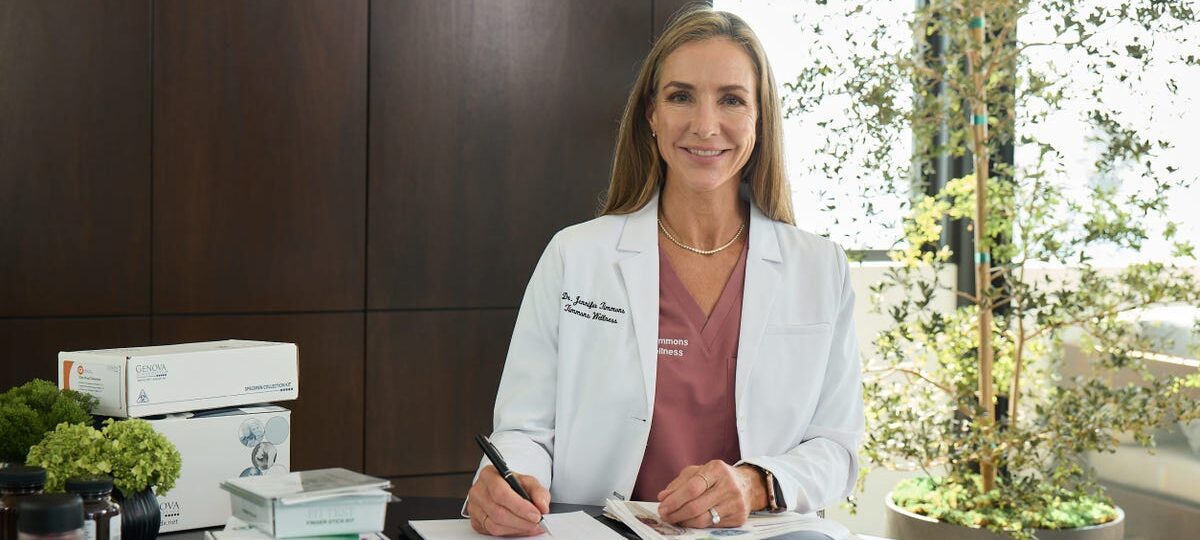 A doctor shares her muscle-building routine for longevity, from quick weightlifting workouts to daily protein