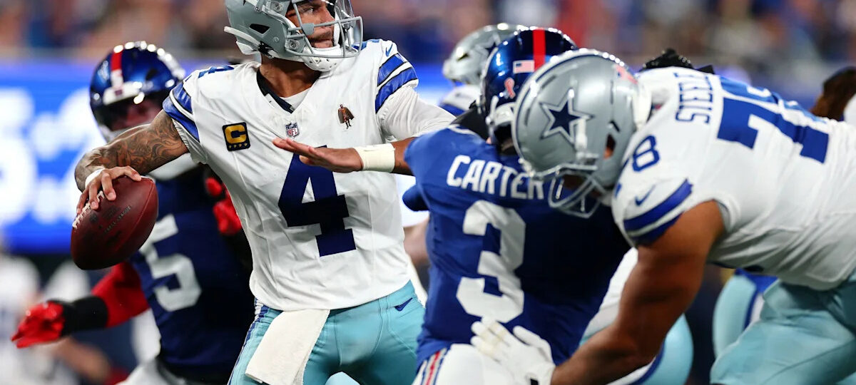 Cowboys’ defensive woes support ultra-aggressive offensive strategy