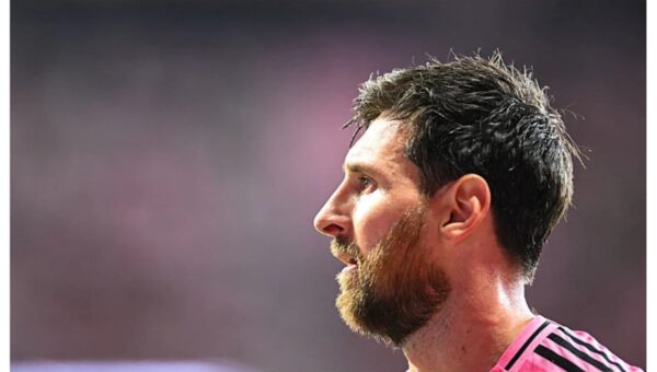 Messi set to buy Spanish football club