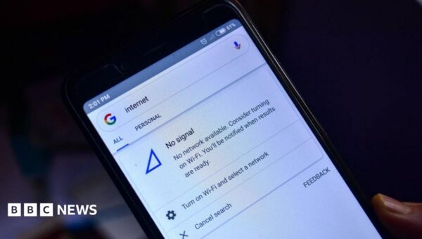 Why is London’s mobile phone reception getting worse?