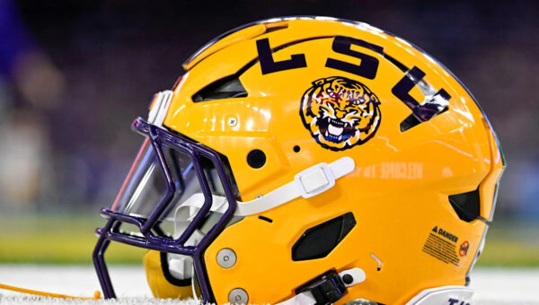 Judge grants injunction allowing LSU to sign former NFL players