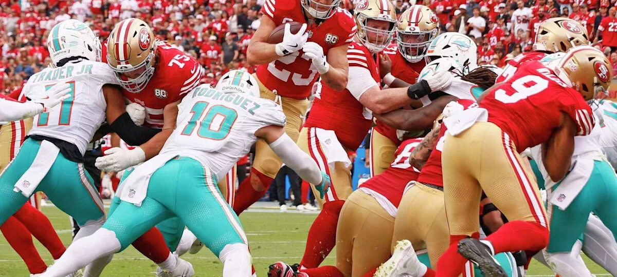 49ers' answers to summer of distractions? Crush foes, shed a layer, stay fuego