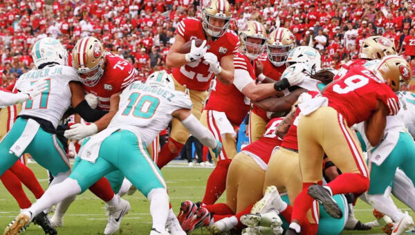 49ers' answers to summer of distractions? Crush foes, shed a layer, stay fuego
