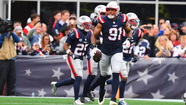 Live Coverage: Christian Barmore’s strip sack helps give Patriots 17-point lead over Steelers
