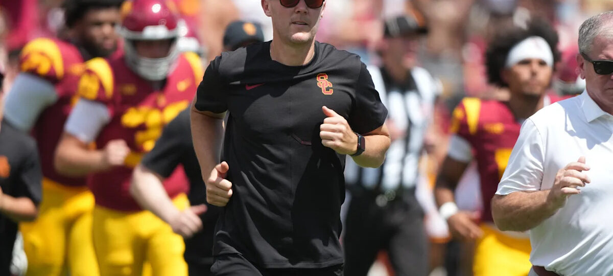USC reportedly adds long snapper Caleb Moser to roster