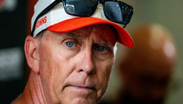 Browns HC fires back at former Steelers HC Mike Tomlin over brutal comments