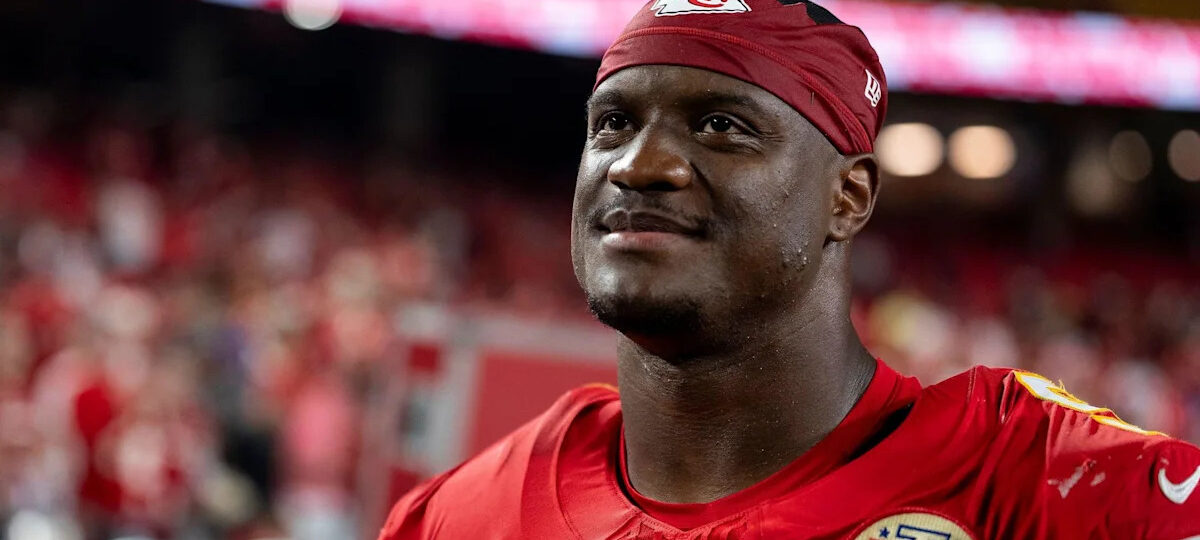 Walker stars for Chiefs as Swift & Cruise watch on