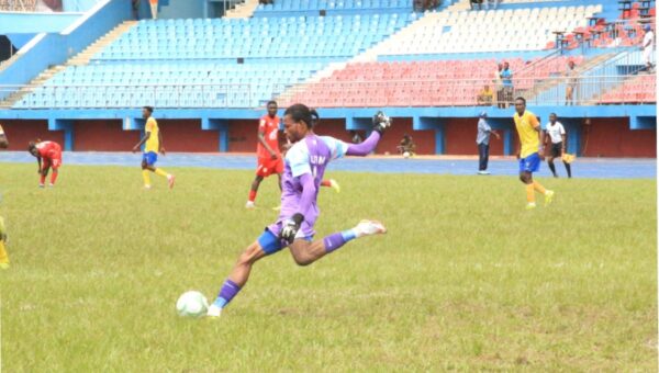 NPFL: Enyimba goalkeeper, Utum sidelined for two weeks with injury