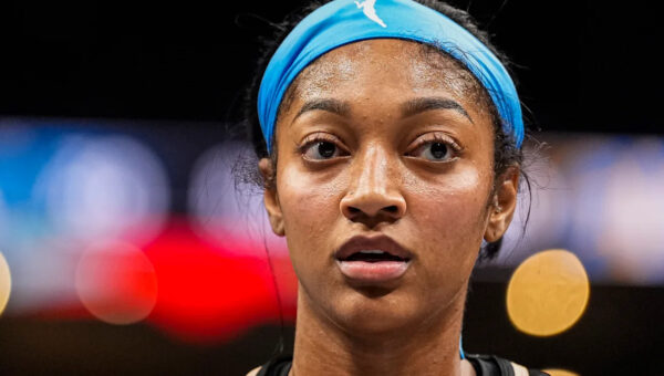 Angel Reese honors WNBA legend, former coach Teresa Weatherspoon with Liberty pregame fit