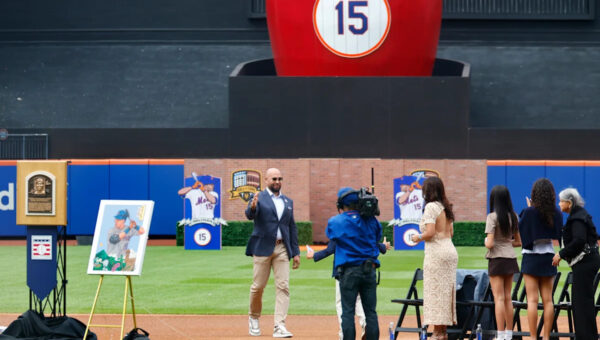 Carlos Beltrán won't rule out interviewing for Mets manager but doesn't sound interested