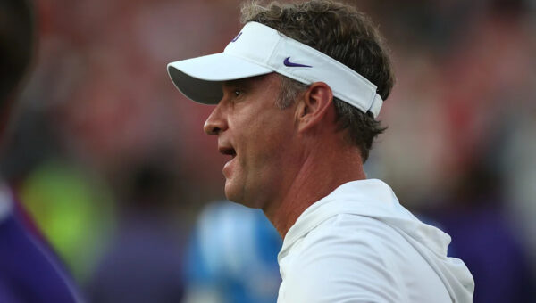 Ole Miss fans boo Lane Kiffin relentlessly. Then the LSU coach responded