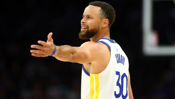 Warriors trade pitch sends Stephen Curry to Spurs for $229 million NBA Finals disappointment