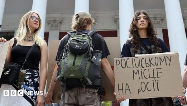 Majority Russian-speaking city in Ukraine considers language ban in the arts
