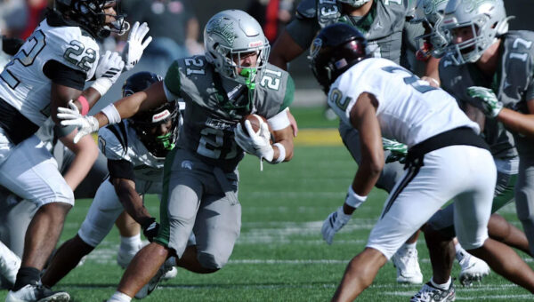 High school football top 10: De La Salle puts on show against Southern California power