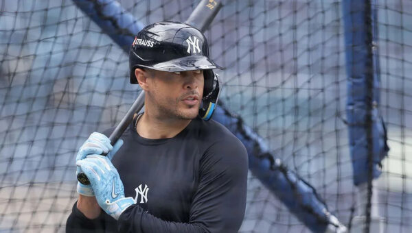 Yankees news: NY makes Giancarlo Stanton lineup decision after placing him on Wild Card roster