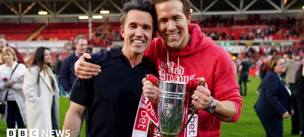 Ryan Reynolds and Rob Mac buy historic Wrexham football pub