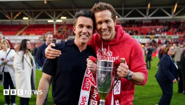 Ryan Reynolds and Rob Mac buy historic Wrexham football pub