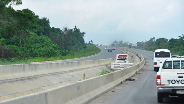 Lagos: Nigerian govt begins Kara Bridge repairs September 8