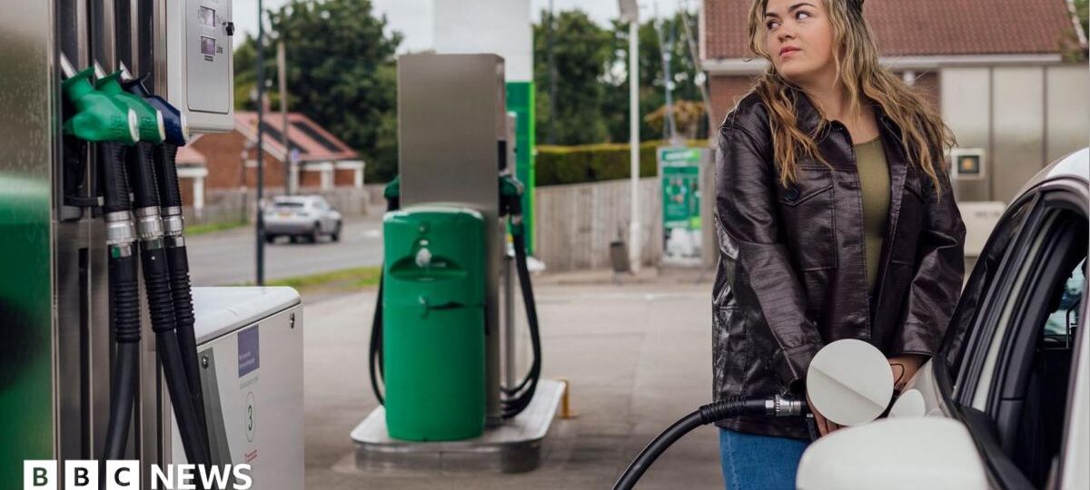 Petrol prices rise by 5p over a week as Iran war sends oil higher