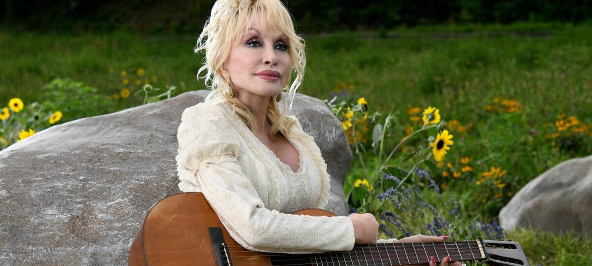Why Dolly Parton's estate is suing her nephew — and what's at stake for her business empire