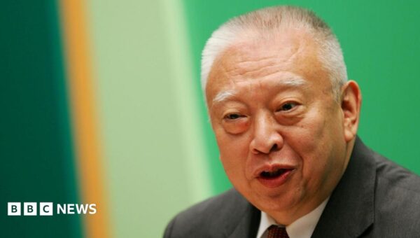 Hong Kong’s first leader after British handover dies