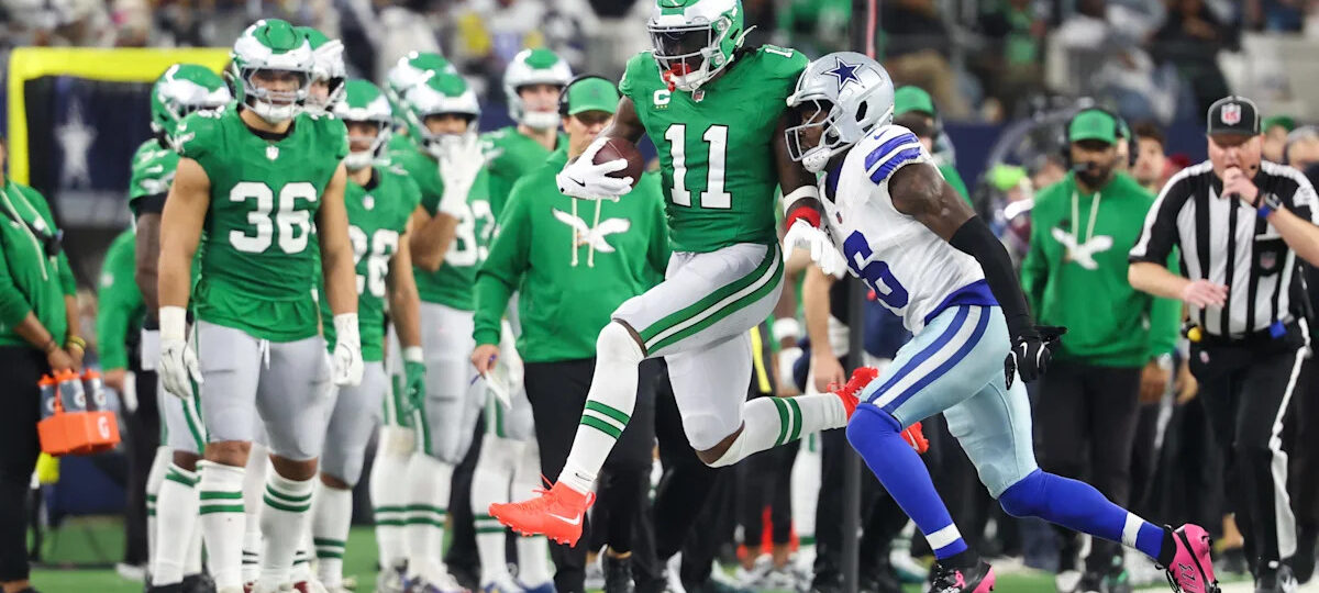 Patriots starting WR AJ Brown questionable to return with ankle injury