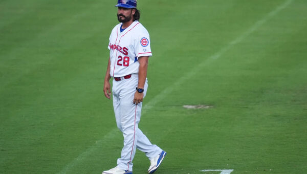Smokies earn win, honor Dolly in final home series opener before playoffs
