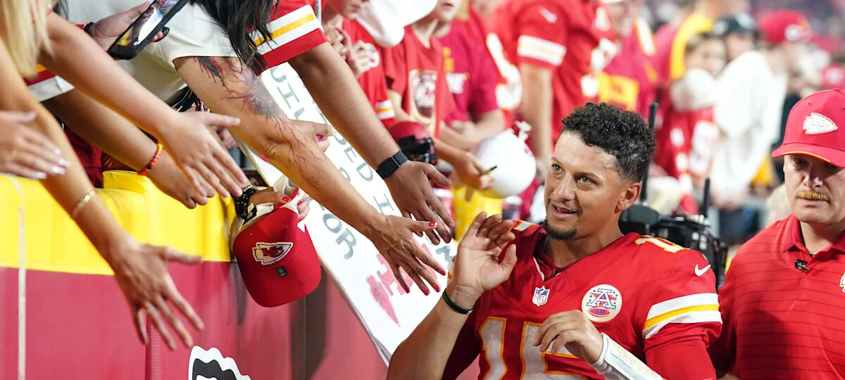 Ex-Broncos DB sounds off on Chiefs' fast start in 2026 regular season