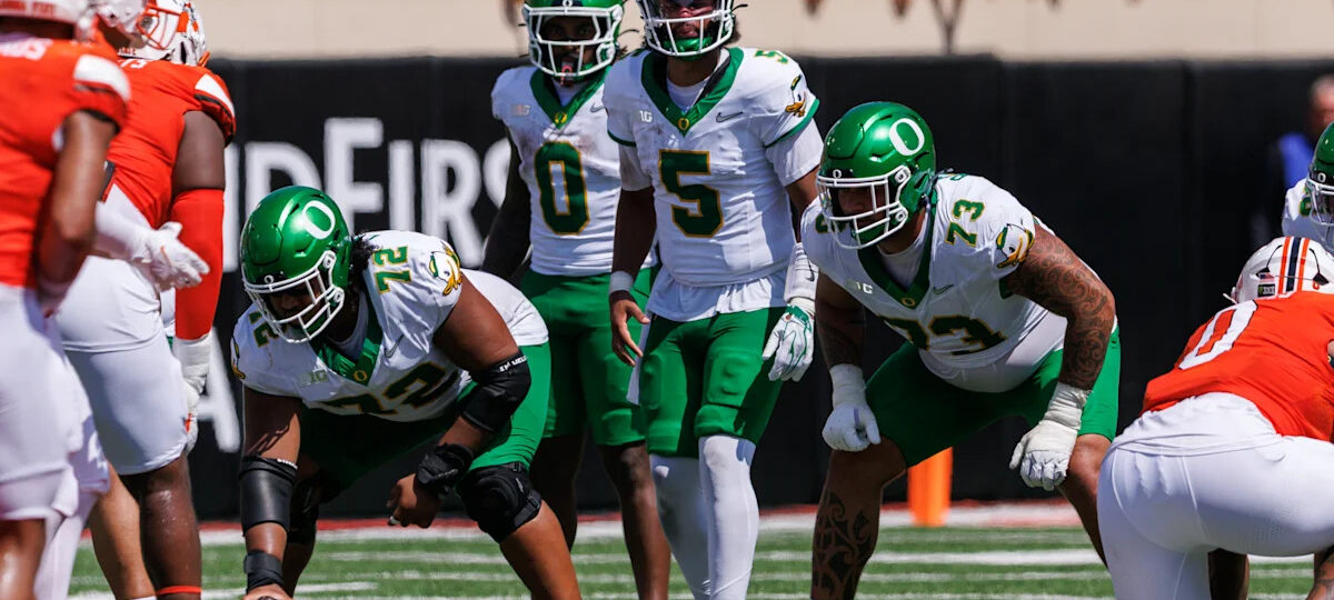 Was Oregon's offensive line giving away the type of play based on how it lined up in Oklahoma State's upset win?