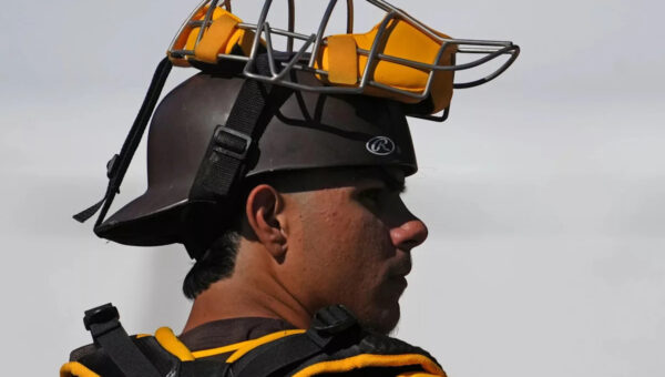 Ethan Salas Makes History as Youngest MLB Catcher Since Pudge Rodríguez
