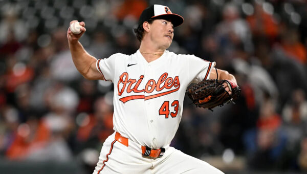 Orioles top Blue Jays, 4-2, to sweep doubleheader, remain in playoff race