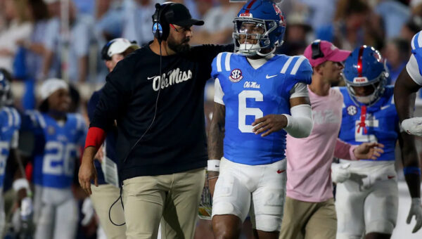 Trinidad Chambliss injury: Latest on Ole Miss football star vs Florida