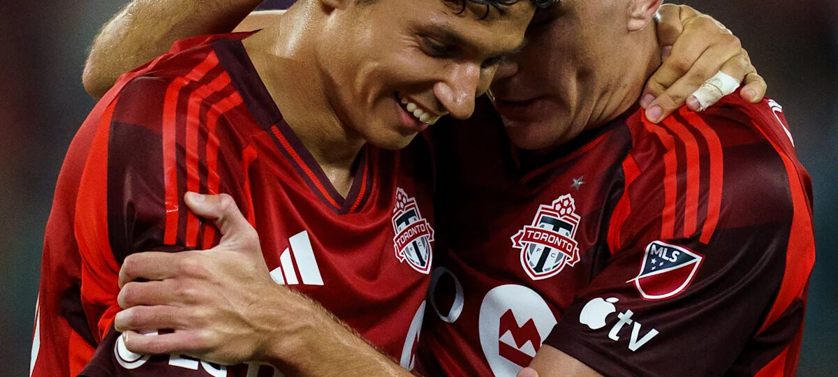 Toronto extends unbeaten streak to 7 games after 2-1 win over Nashville