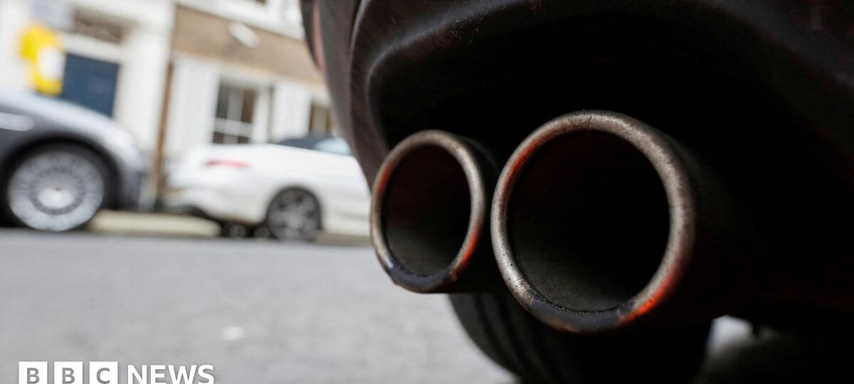 Leaving your engine running in Wales could cost you £150