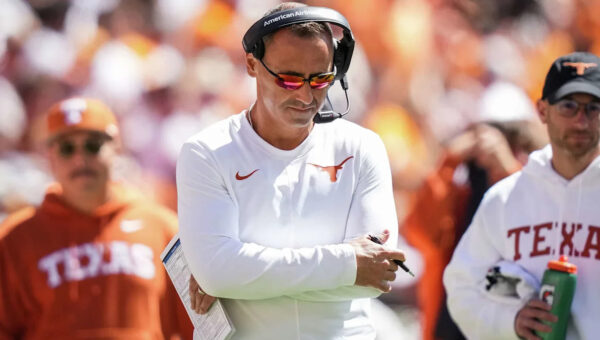 SEC 'regrets' officiating errors during onside kick in Texas-Tennessee game