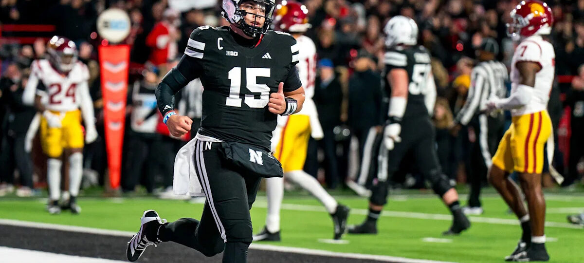 Oregon football news: How Dylan Raiola looked in Ducks debut vs. Portland St.