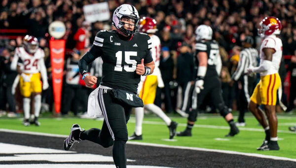 Oregon football news: How Dylan Raiola looked in Ducks debut vs. Portland St.
