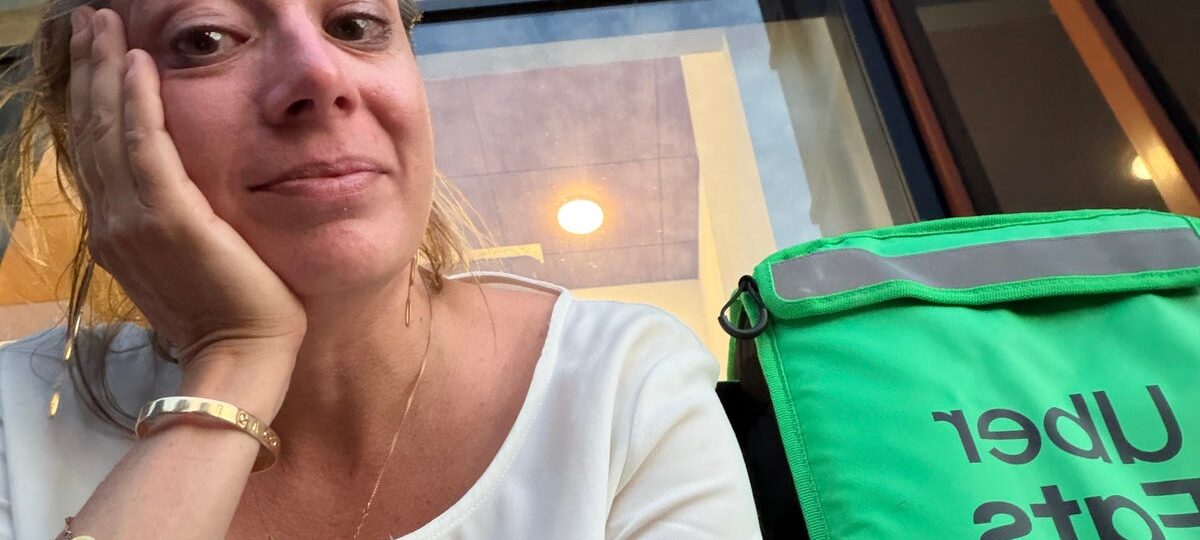 I'm 45 and spent months trying to find a new corporate job. Now I'm delivering food to support my 2 kids.