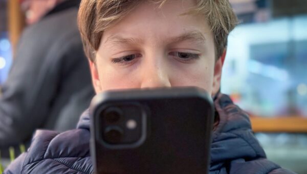 Apple’s iOS 27 lets parents police more of what kids do on their iPhones