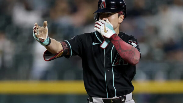 D-Backs Take Care of Business in Denver