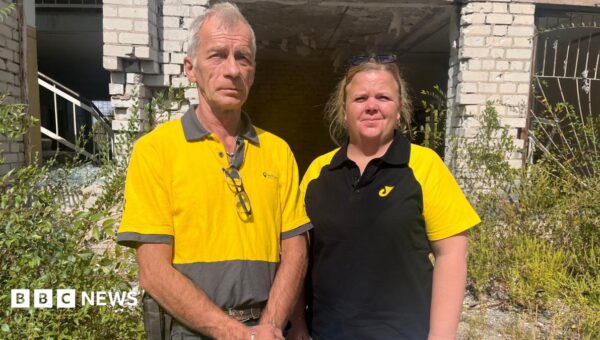 Ukraine’s postal workers deliver lifeline under Russian fire