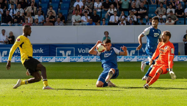 Serhou Guirassy extends his run and draws level with a BVB legend
