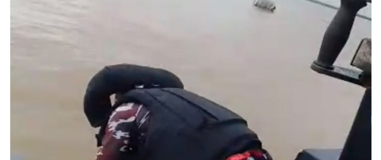 Akwa Ibom: Two rescued in speedboat mishap along Ibaka waterways