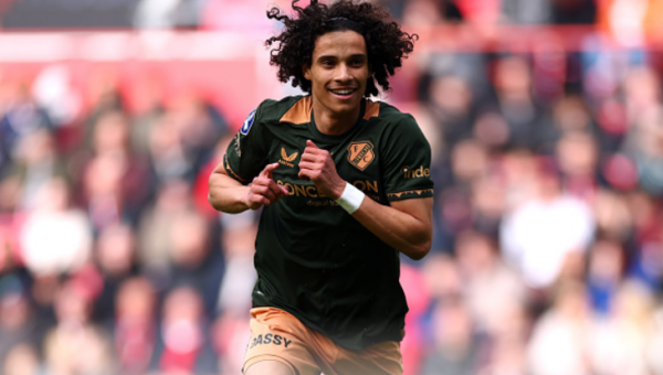Arsenal and Chelsea monitor Feyenoord midfielder Gjivai Zechiël