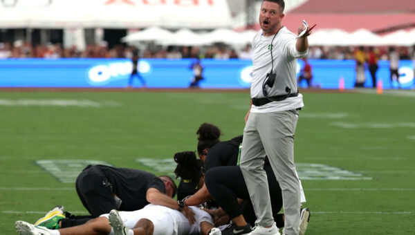Dan Lanning shares update on Oregon QB Dante Moore after injury vs. USC