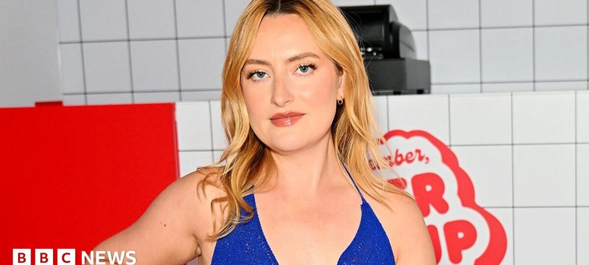 Amelia Dimoldenberg to close doors of Chicken Shop Date