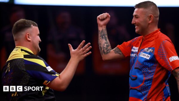 Littler seals dramatic final-leg win over Aspinall