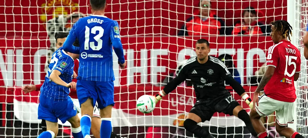 Brighton rally from two down to beat Man Utd in League Cup, Villa win