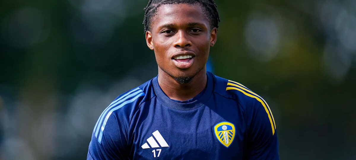 Largie Ramazani joins Burnley on loan