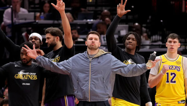 Lakers reportedly want to shop $66M duo after missing out on Timberwolves’ Jonathan Kuminga